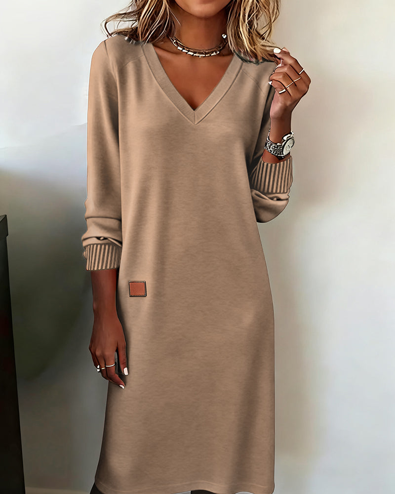 Evelisse - Robe midi en maille à col en V