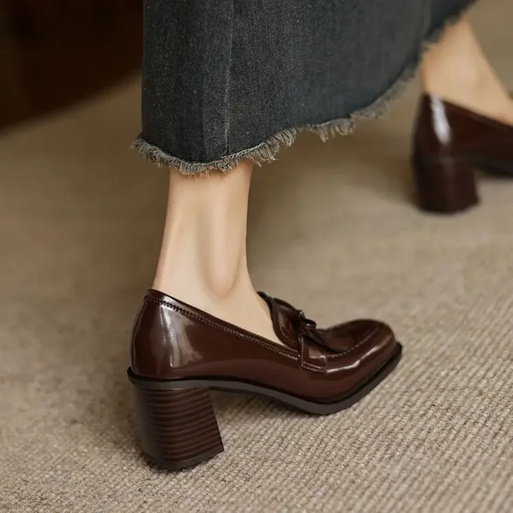 Vivienne - Escarpins mocassins à pampilles, talon bloc, talons à bout rond