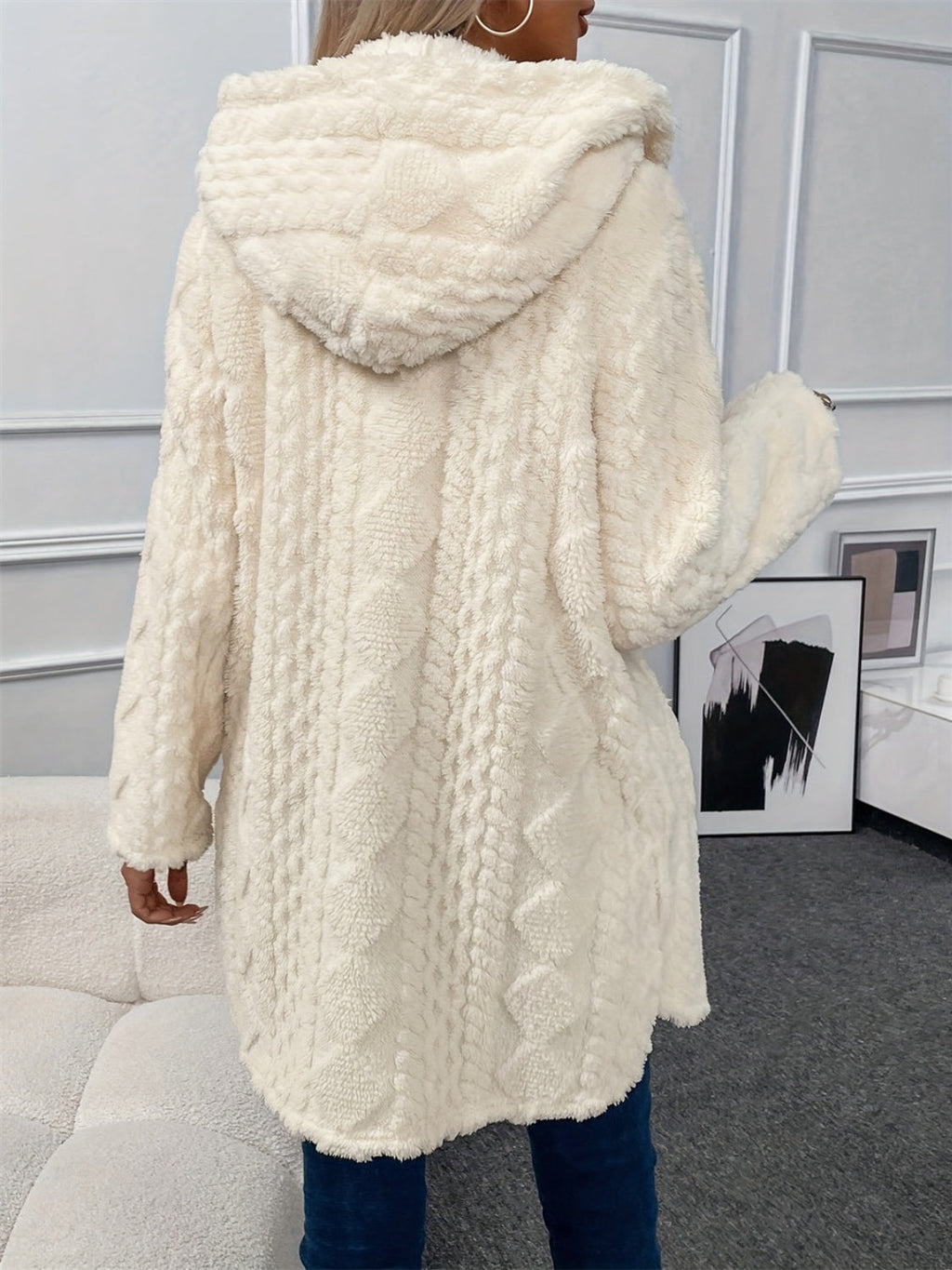 Ruth - Manteau à capuche boutonné duveteux