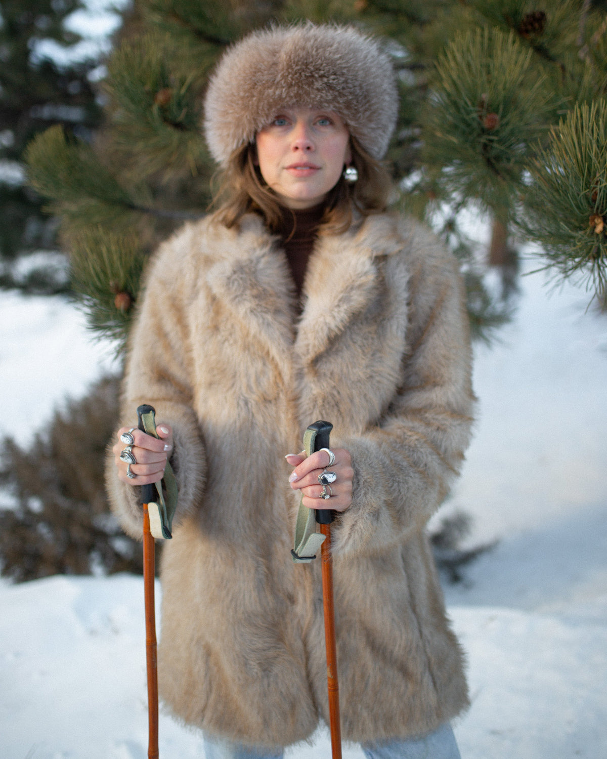 Tess - Manteau en fausse fourrure Fjord