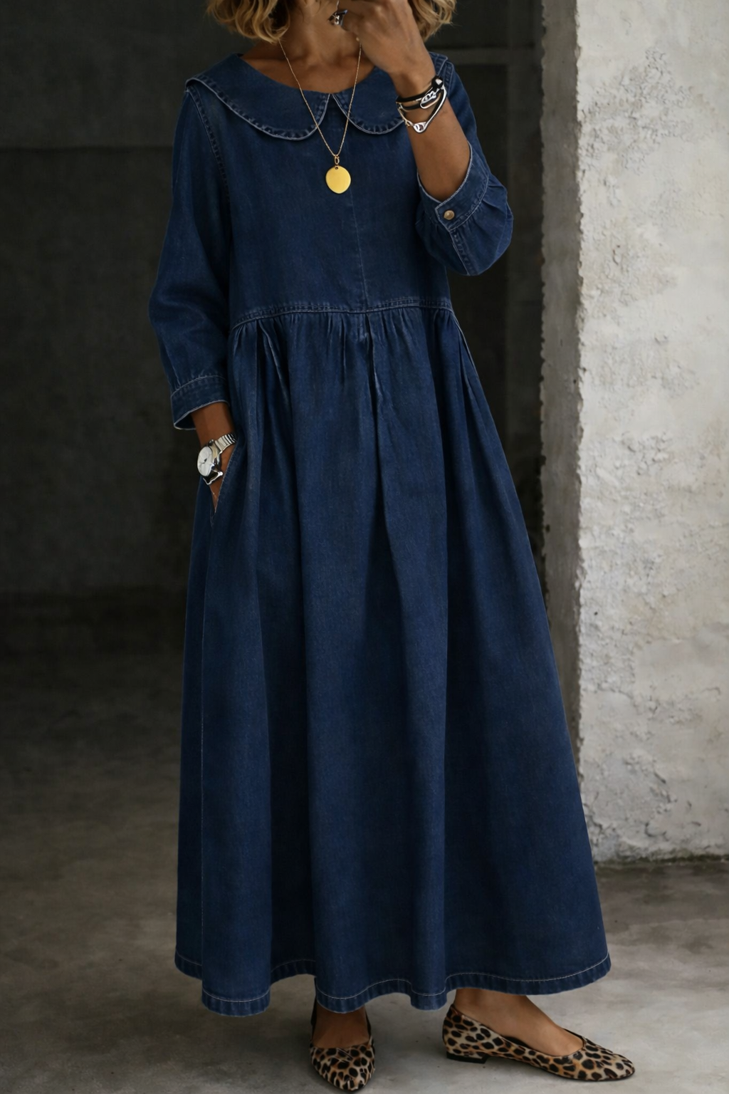 Clara - Robe en jean à col claudine