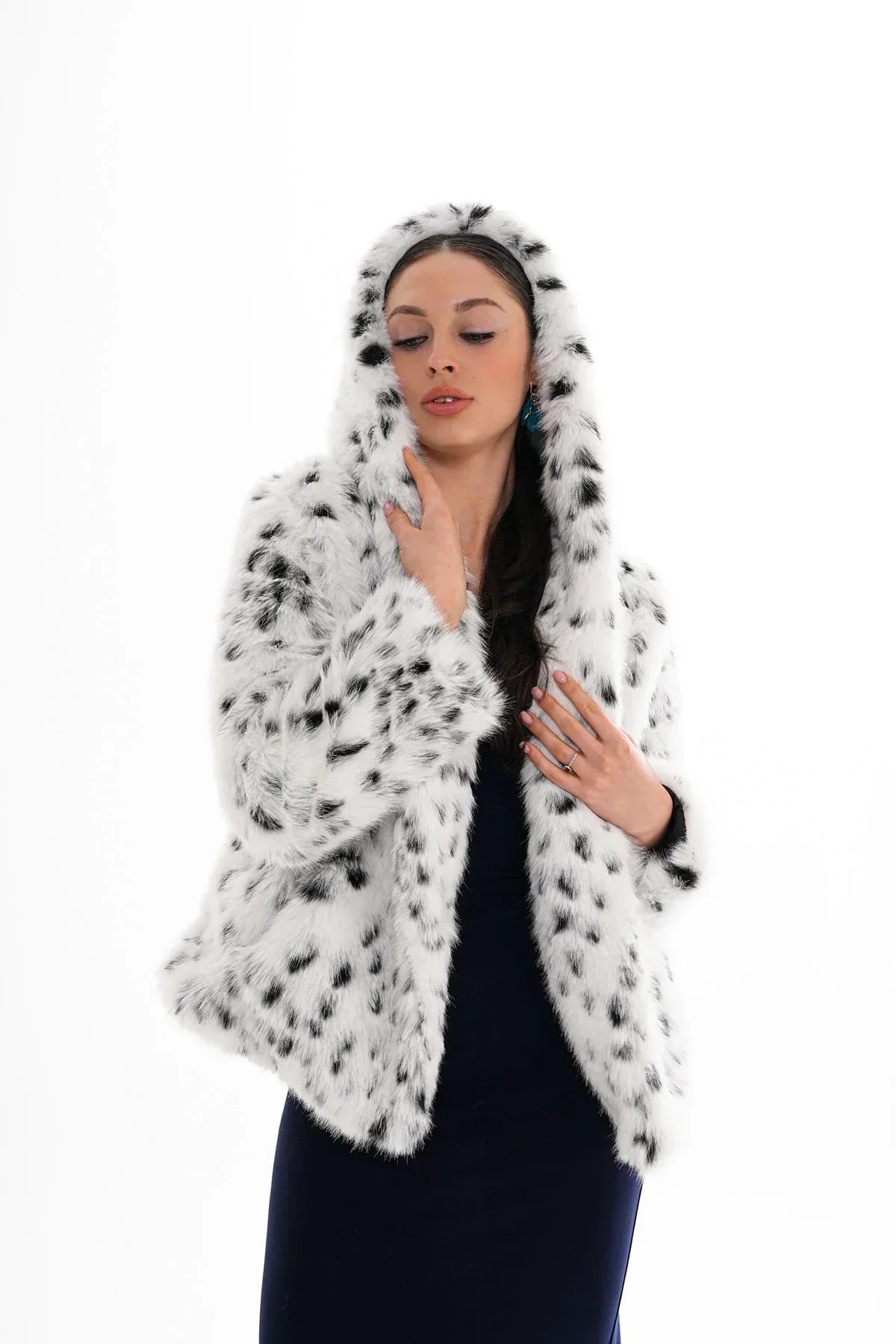 Mia - Manteau à capuche en fausse fourrure léopard - Blanc