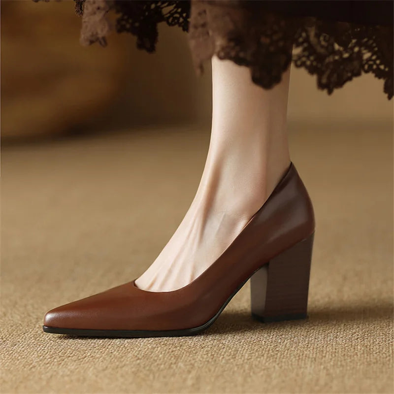 Venetia - Escarpins à talons blocs et bout pointu, talons de travail à enfiler
