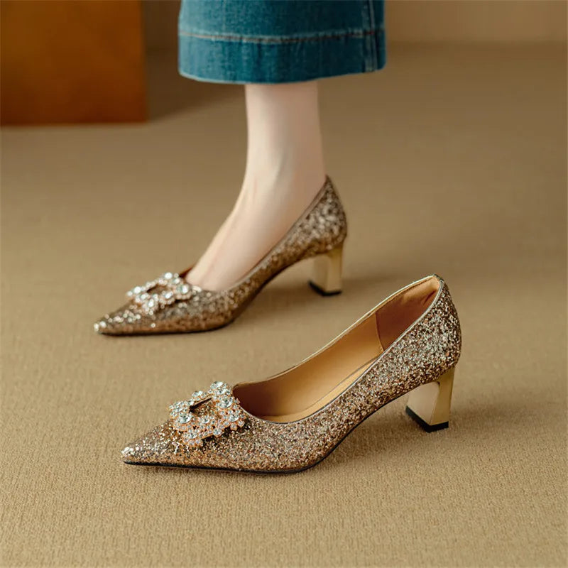 Stella - Escarpins à talons blocs pailletés, bout pointu, boucle en cristal