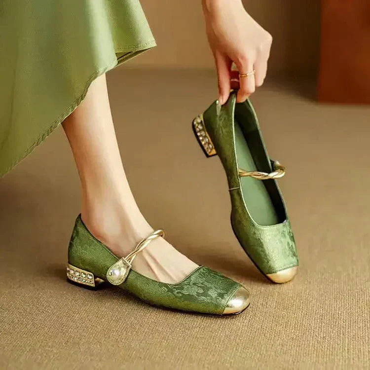 Celestine - Chaussures Mary Jane à bride perlée et talon bloc pailleté