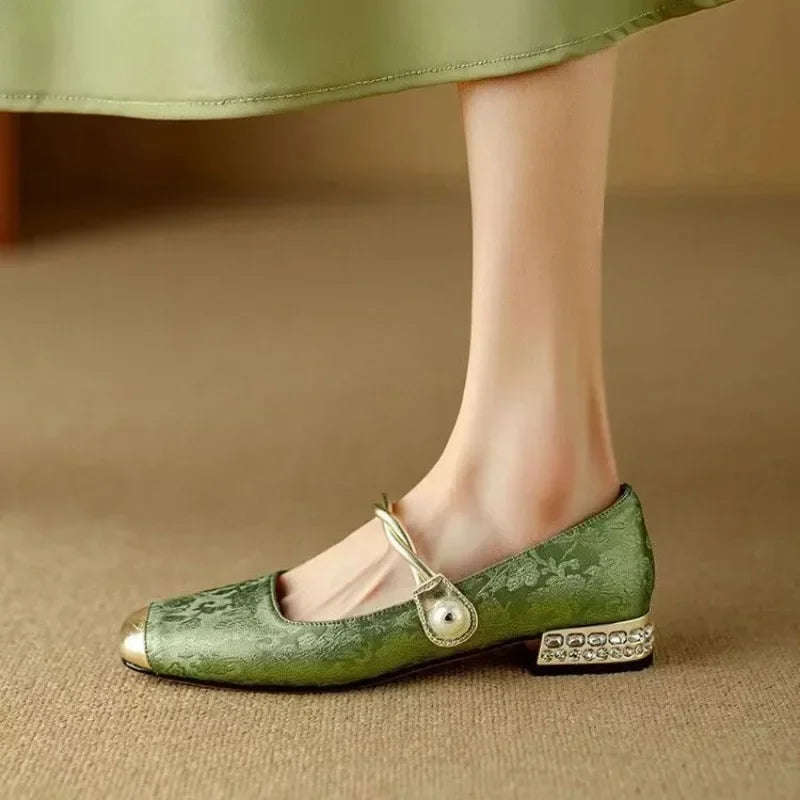 Celestine - Chaussures Mary Jane à bride perlée et talon bloc pailleté
