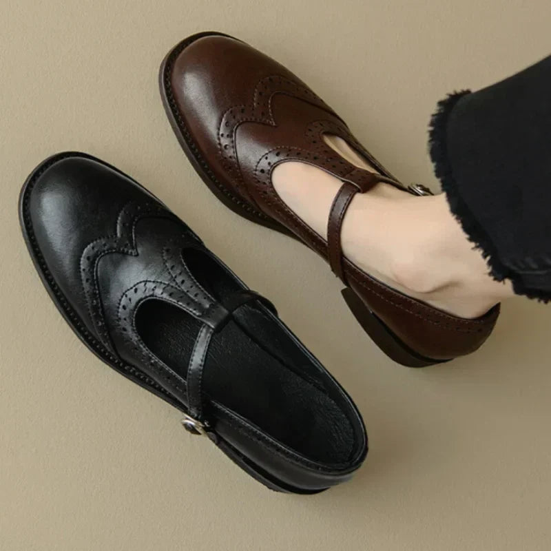 Vivian - Chaussures Mary Jane à bride en T et boucle à talon bloc bas