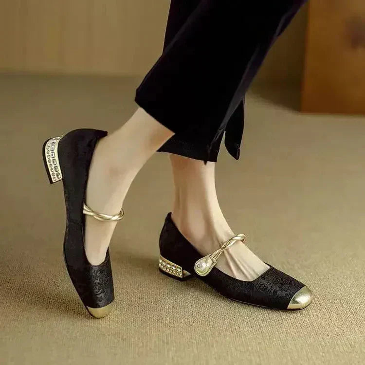 Celestine - Chaussures Mary Jane à bride perlée et talon bloc pailleté