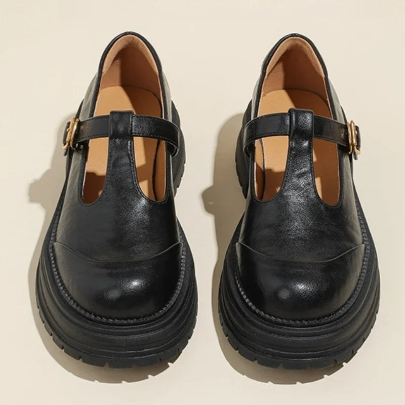 Blythe - T-Bar Mary Jane Chaussures Bout Rond Brogue Talon Bas
