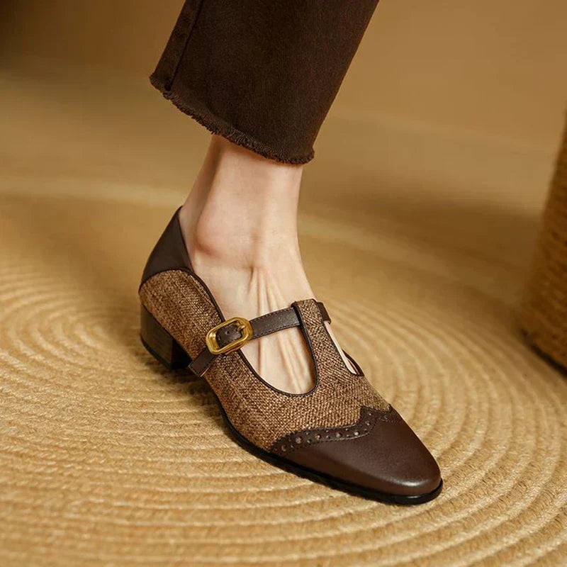 Cosima - Chaussures Mary Jane bicolores à bride en T et talon bas vintage