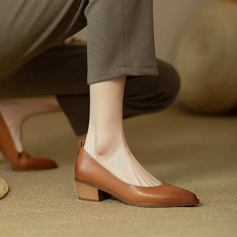 Harriet - Escarpins à talons blocs, chaussures de travail à bout pointu et à enfiler