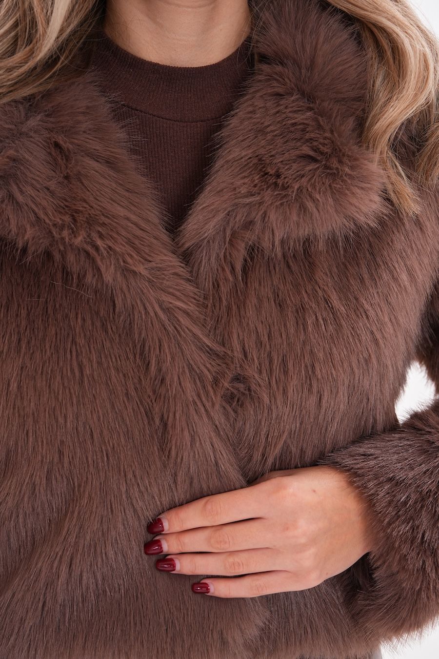 Betty - Manteau d'hiver court en fausse fourrure de vison
