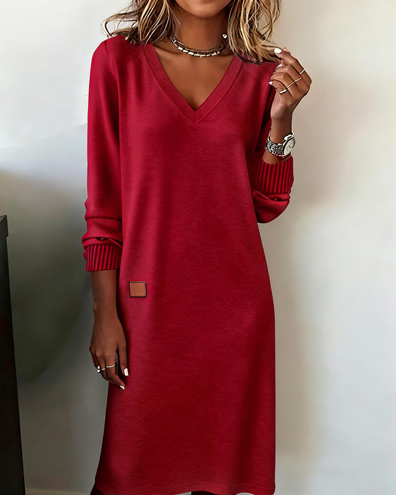 Evelisse - Robe midi en maille à col en V
