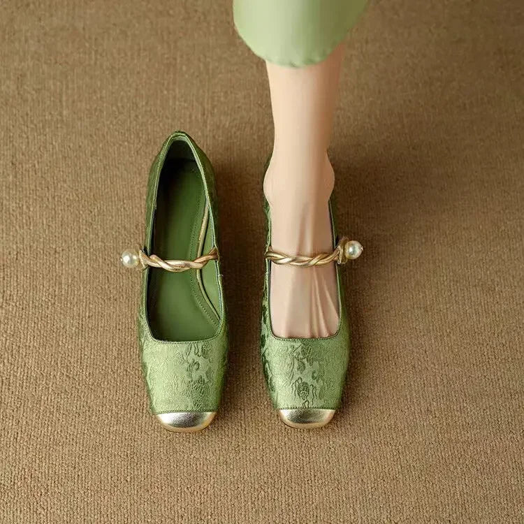 Celestine - Chaussures Mary Jane à bride perlée et talon bloc pailleté