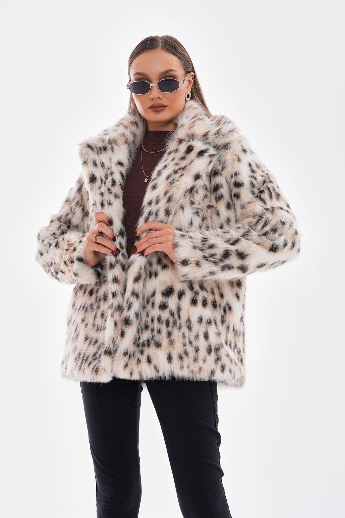 Thea - Manteau en fausse fourrure léopard des neiges - Camel